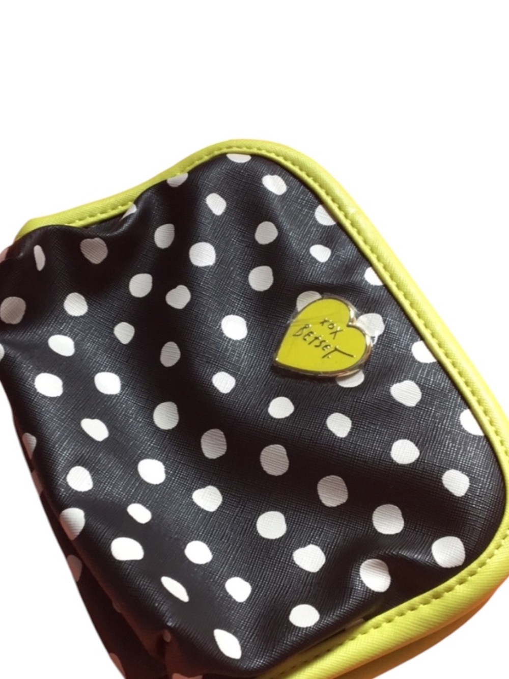 BETSEY JOHNSON ROLL OUT COSMETIC BAG NWT
